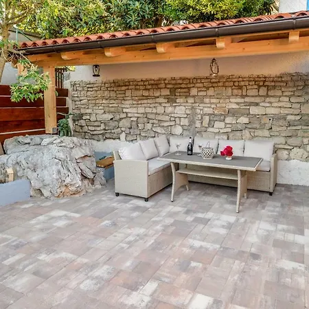 Apartamento Vintage Garden Pula