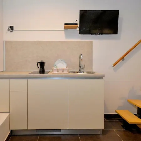 Vintage Garden * Pula