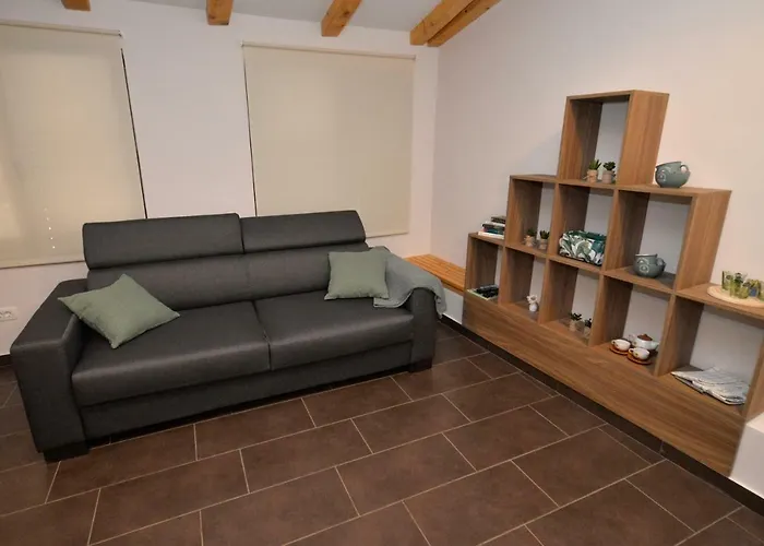 Vintage Garden * Pula