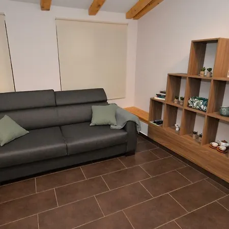 Vintage Garden * Pula