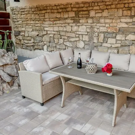 Vintage Garden Apartman