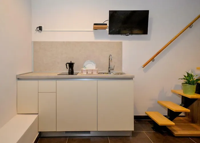 Vintage Garden * Pula